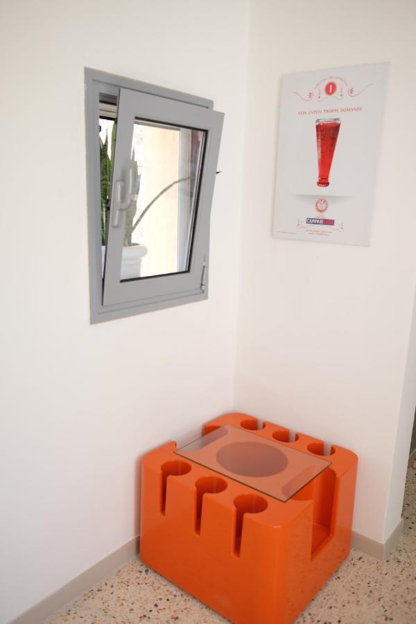 Casa Margherita - Guest House Pezze Di Greco Bagian luar foto